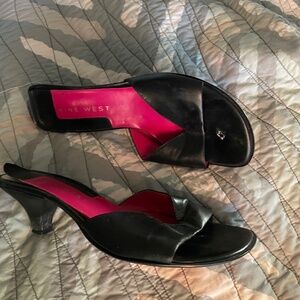 Vintage Black leather Mules (low heels)